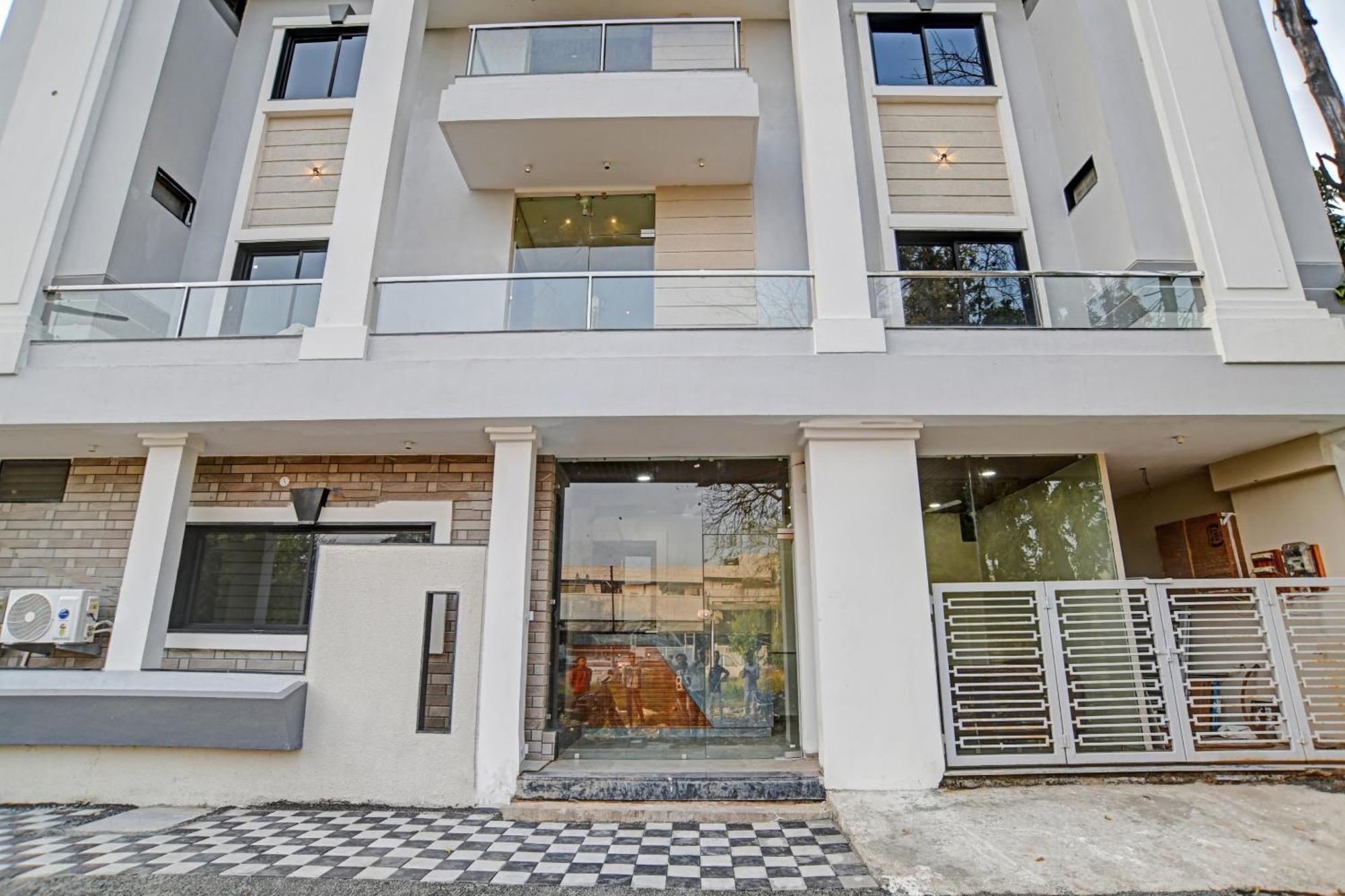 Hotel O Blue Sky Indore Luaran gambar