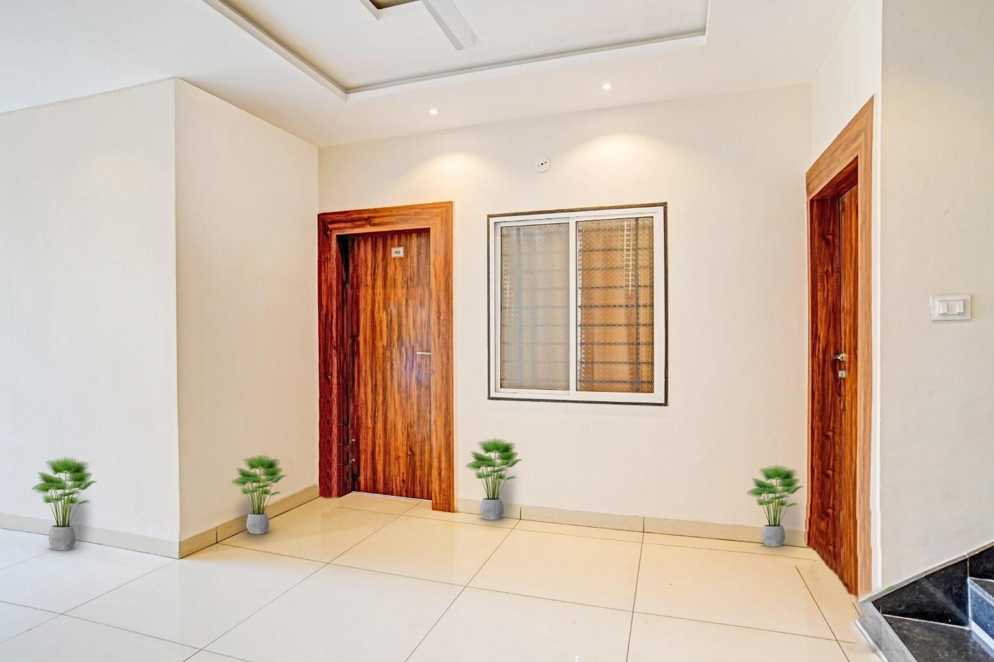 Hotel O Blue Sky Indore Luaran gambar